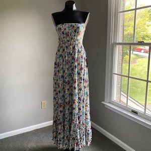Women's Lulu's Coveted Curated Tiered Maxi Dress - Lovely Floral - Small  - NWT